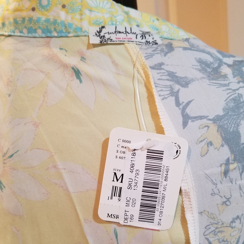 Free People Patched With Love Robe Kimono Mixed Floral Magic Combo Color M/L NWT - Picture 4 of 15